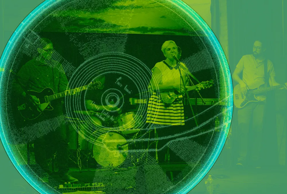MNspin concert picture surrounded by record image