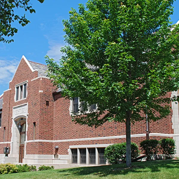 Exterior of Linden Hills Library